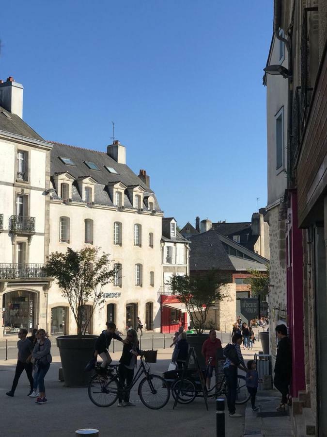 Appartement Au Coeur Du Quartier Historique Vannes Eksteriør billede